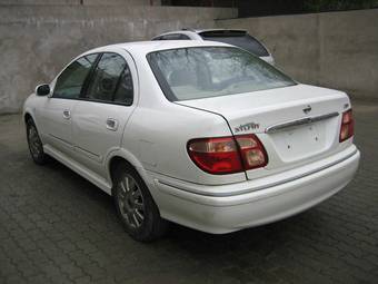 2001 Nissan Bluebird Sylphy Photos