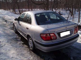 2001 Nissan Bluebird Sylphy Pictures