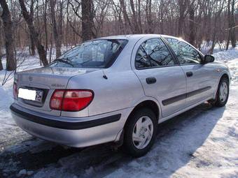 2001 Nissan Bluebird Sylphy Pictures