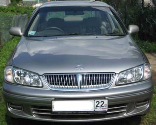 2001 Nissan Bluebird Sylphy Photos