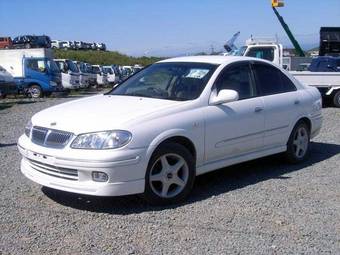 2001 Nissan Bluebird Sylphy Photos