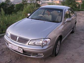 2001 Nissan Bluebird Sylphy Pics