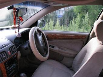2001 Nissan Bluebird Sylphy Photos