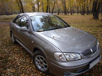 2001 Nissan Bluebird Sylphy Photos