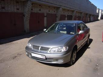 2001 Nissan Bluebird Sylphy Photos