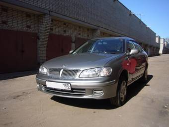 2001 Nissan Bluebird Sylphy Photos