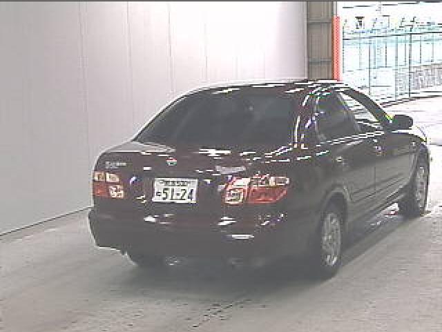 2002 Nissan Bluebird Sylphy Pics