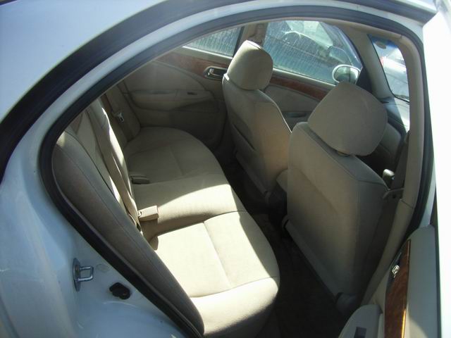 2002 Nissan Bluebird Sylphy Photos