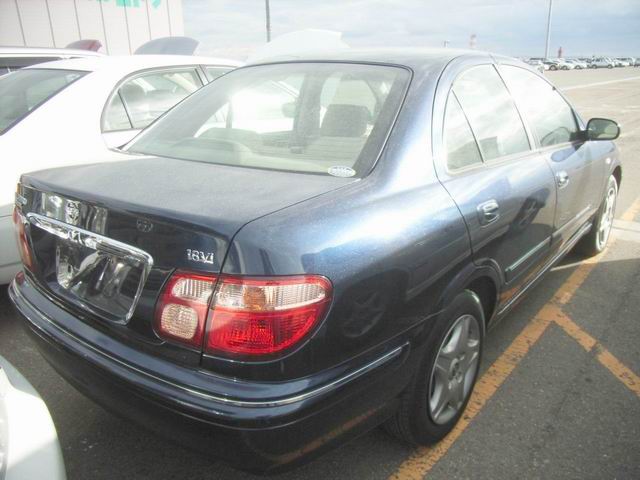 2002 Nissan Bluebird Sylphy Pictures