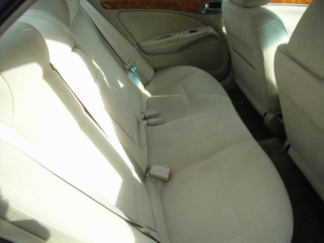 2002 Nissan Bluebird Sylphy Photos