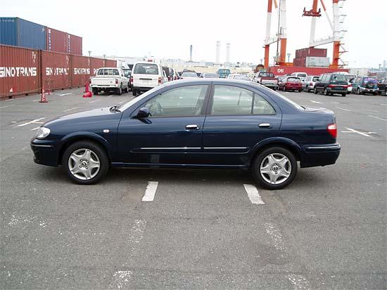 2002 Nissan Bluebird Sylphy Pics