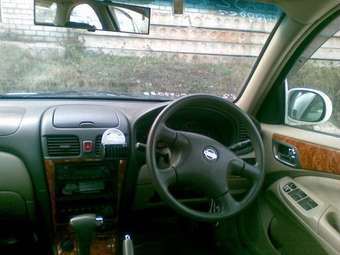 2002 Nissan Bluebird Sylphy Pictures