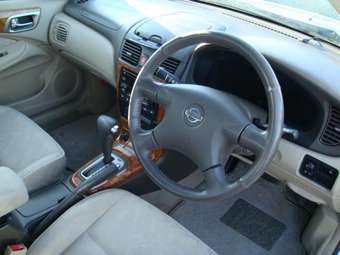 2002 Nissan Bluebird Sylphy Pics