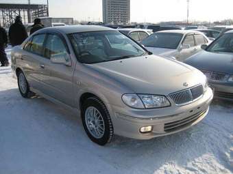 2002 Nissan Bluebird Sylphy Photos