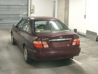 2002 Nissan Bluebird Sylphy Photos