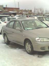 2002 Nissan Bluebird Sylphy Photos