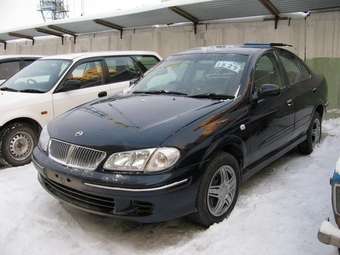 2002 Nissan Bluebird Sylphy Photos