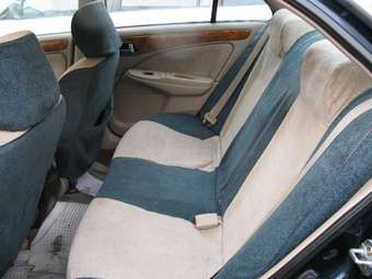 2002 Nissan Bluebird Sylphy Photos