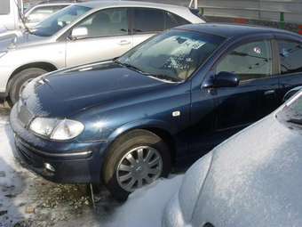 2002 Nissan Bluebird Sylphy Pictures