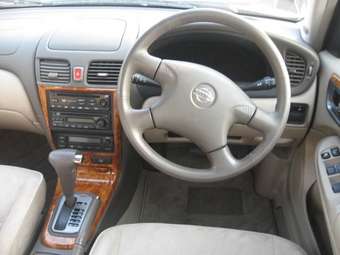 2002 Nissan Bluebird Sylphy Photos
