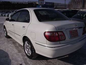 2002 Nissan Bluebird Sylphy Pictures