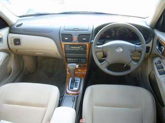 2002 Nissan Bluebird Sylphy Images