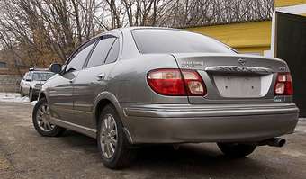 2002 Nissan Bluebird Sylphy Images