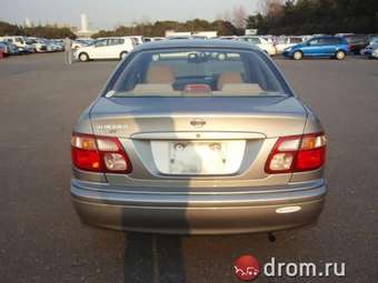 2002 Nissan Bluebird Sylphy Pictures