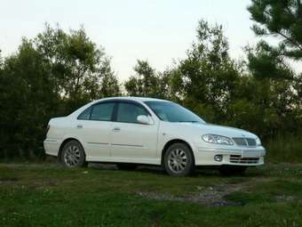 2002 Nissan Bluebird Sylphy Photos