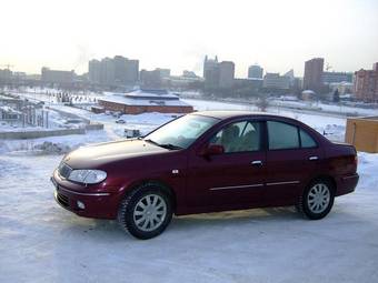 2002 Nissan Bluebird Sylphy Pictures