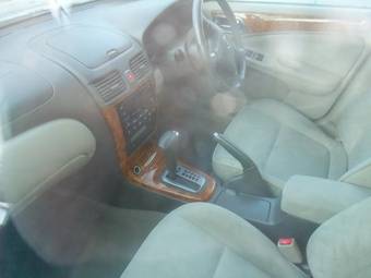 2002 Nissan Bluebird Sylphy Photos