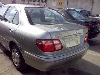 2002 Nissan Bluebird Sylphy Photos