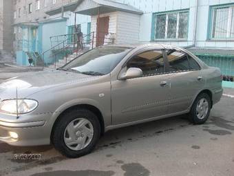 2002 Nissan Bluebird Sylphy Photos