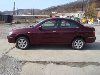 2002 Nissan Bluebird Sylphy Photos