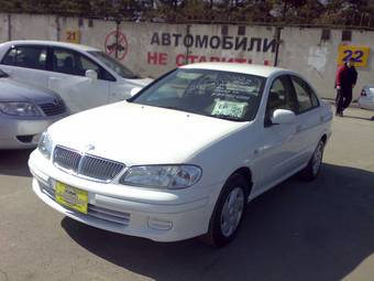 2002 Nissan Bluebird Sylphy Photos