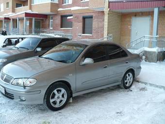 2002 Nissan Bluebird Sylphy Pictures