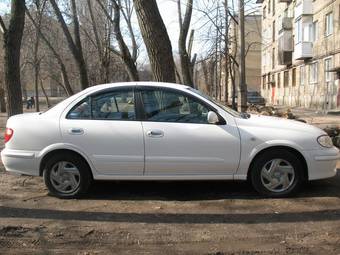 2002 Nissan Bluebird Sylphy Images