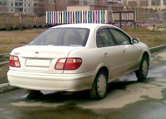 2002 Nissan Bluebird Sylphy Photos