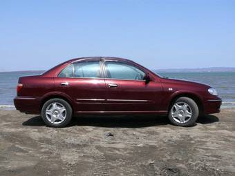 2002 Nissan Bluebird Sylphy Photos