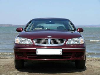 2002 Nissan Bluebird Sylphy Photos