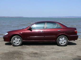 2002 Nissan Bluebird Sylphy Images