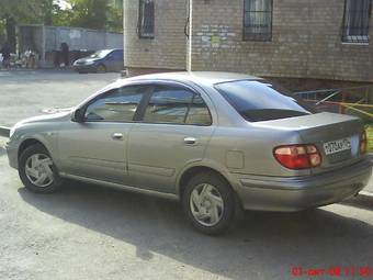 2002 Nissan Bluebird Sylphy Pictures