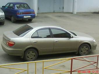 2002 Nissan Bluebird Sylphy Photos