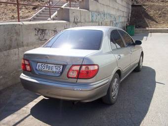 2002 Nissan Bluebird Sylphy Photos