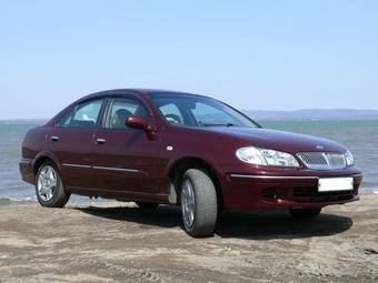 2002 Nissan Bluebird Sylphy Photos