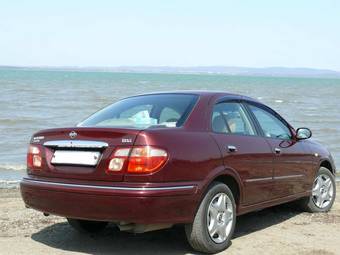 2002 Nissan Bluebird Sylphy Photos