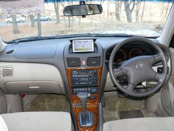 2002 Nissan Bluebird Sylphy Images