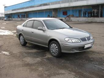 2002 Nissan Bluebird Sylphy Photos