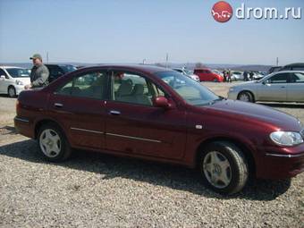 2002 Nissan Bluebird Sylphy Photos