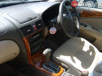 2002 Nissan Bluebird Sylphy Photos